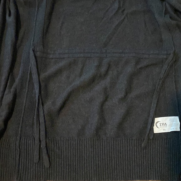 ZYIA Hooded Cardigan - Picture 7 of 7